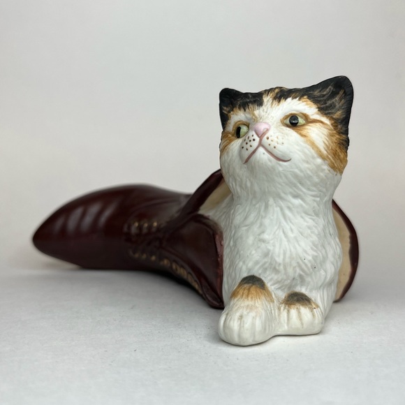 Puss in Boots All Dressed Up - Picture 9 of 10